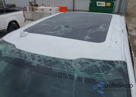 2018 Ford F-150 Lariat z USA, uszkodzony, nr VIN 1FTEW1E57JFD89572